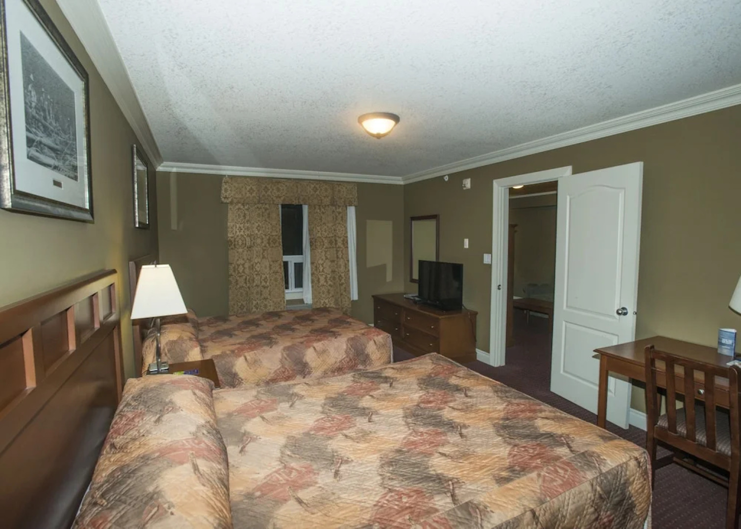 Lakeview Inns & Suites - Edson Airport