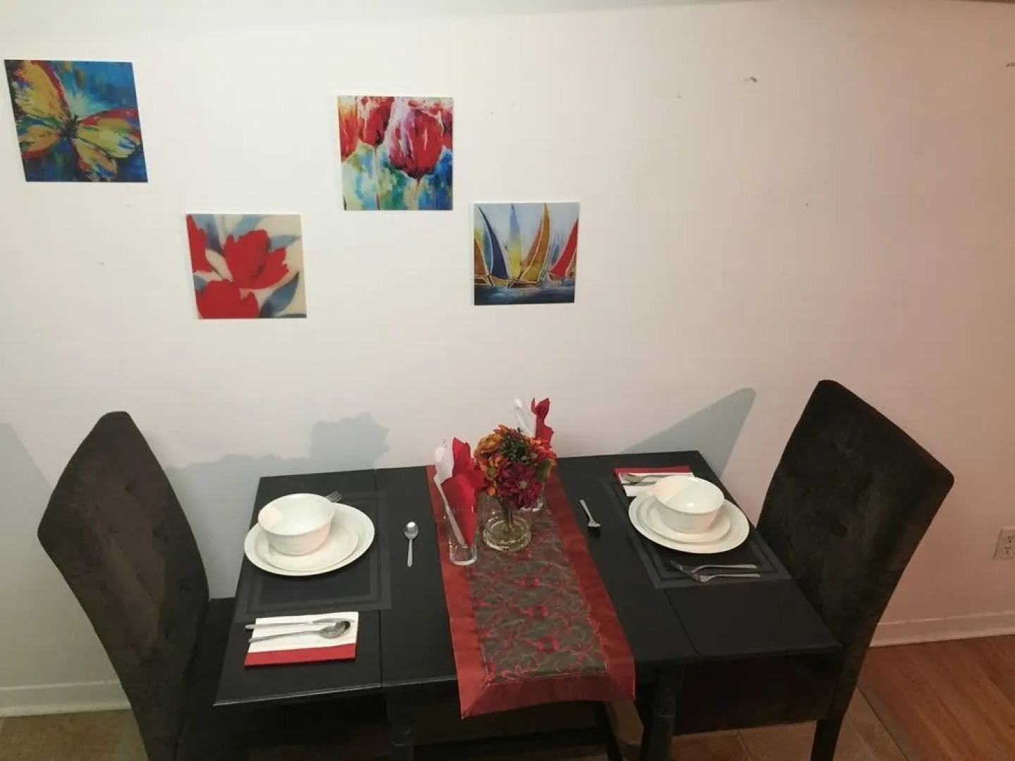 Adib Apartments - 840 Woodroffe Ave, Unit 2