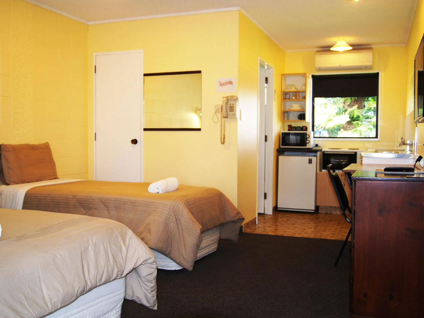 Eastland Motor Lodge