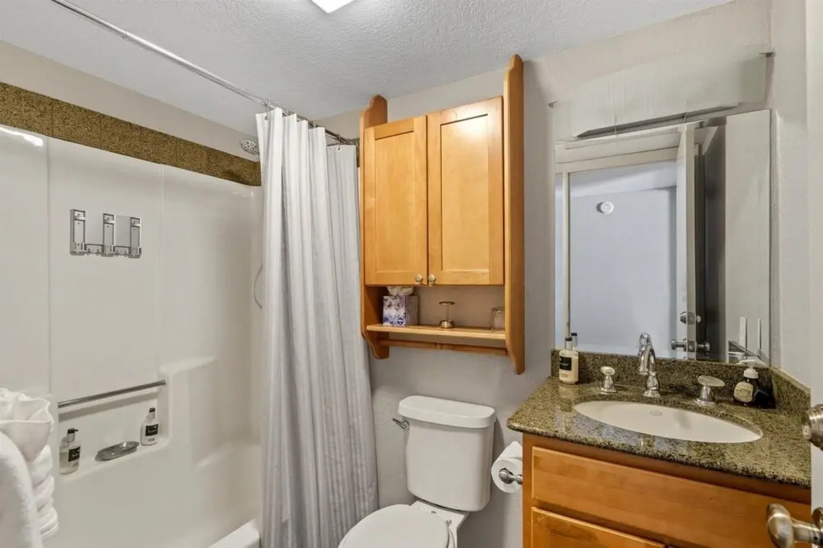 100 @ Bell Rockcondo- Coconino 2 Bedroom Condo by RedAwning