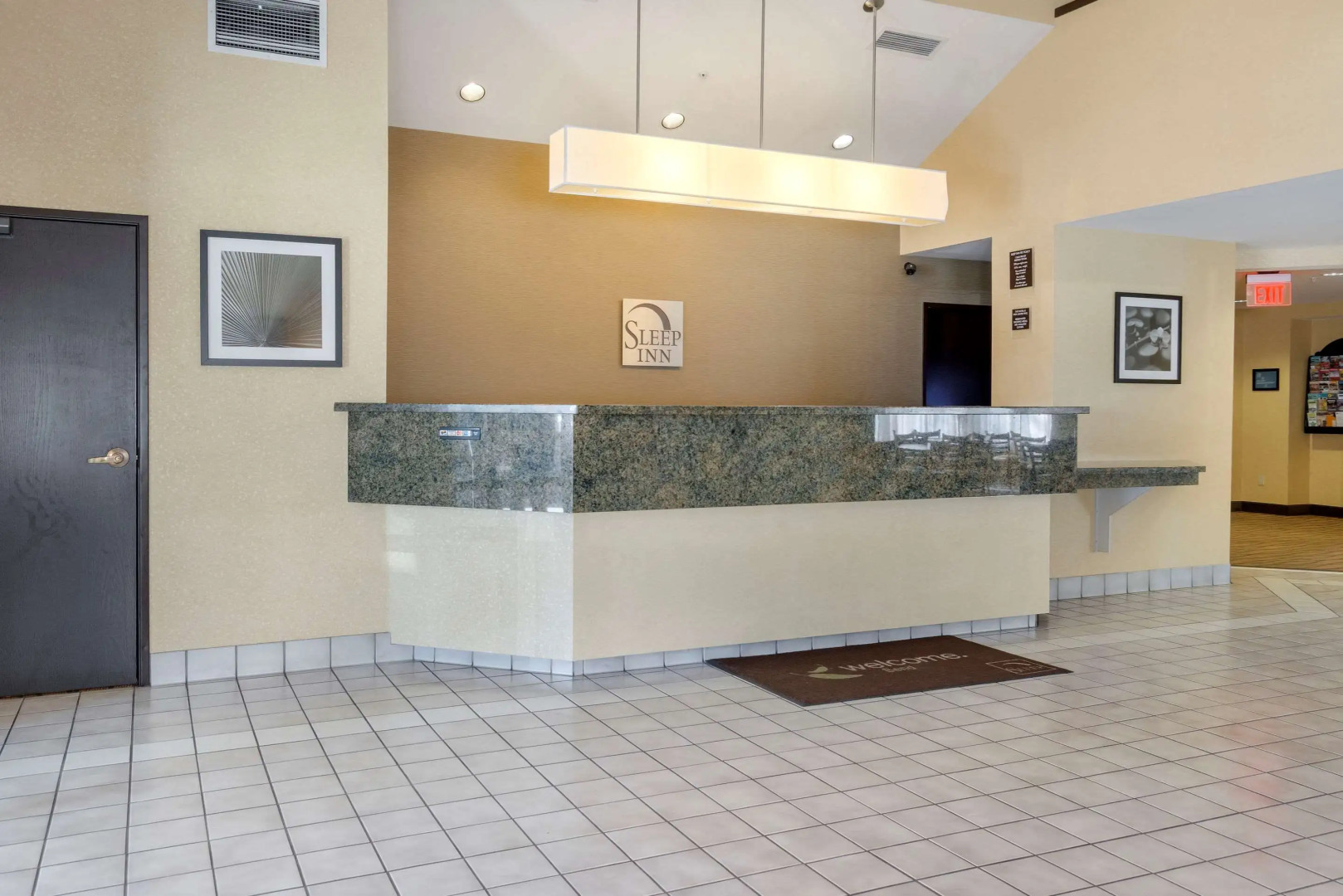 Sleep Inn Bend Crossroads Plaza