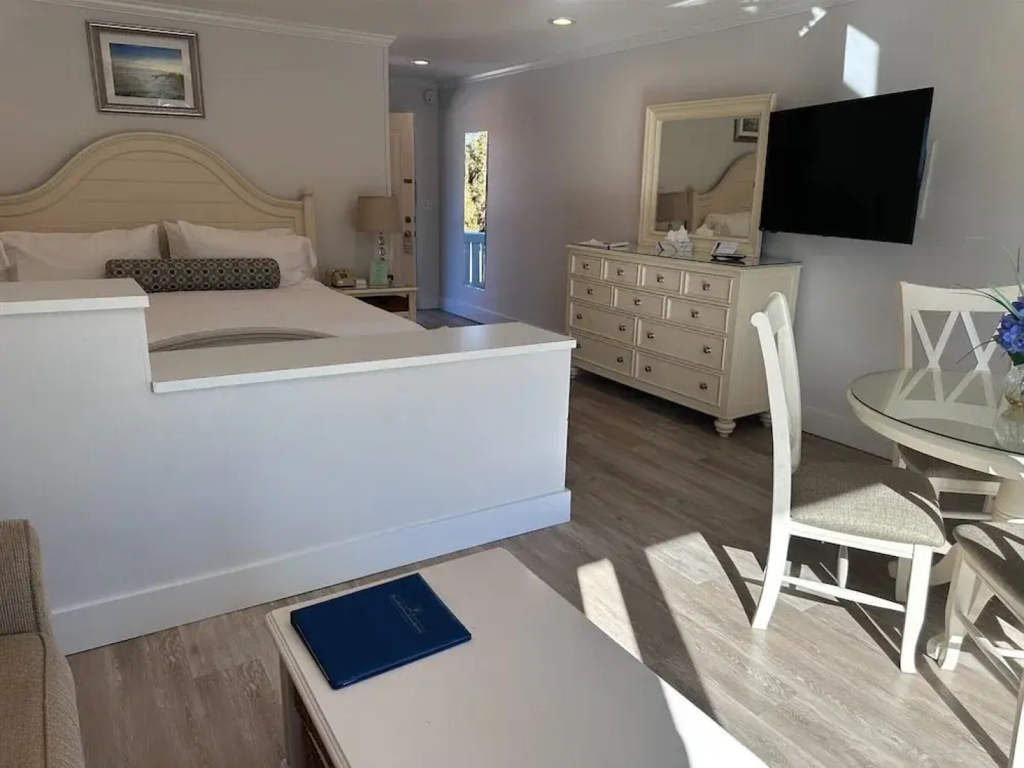 East Hampton House Resort