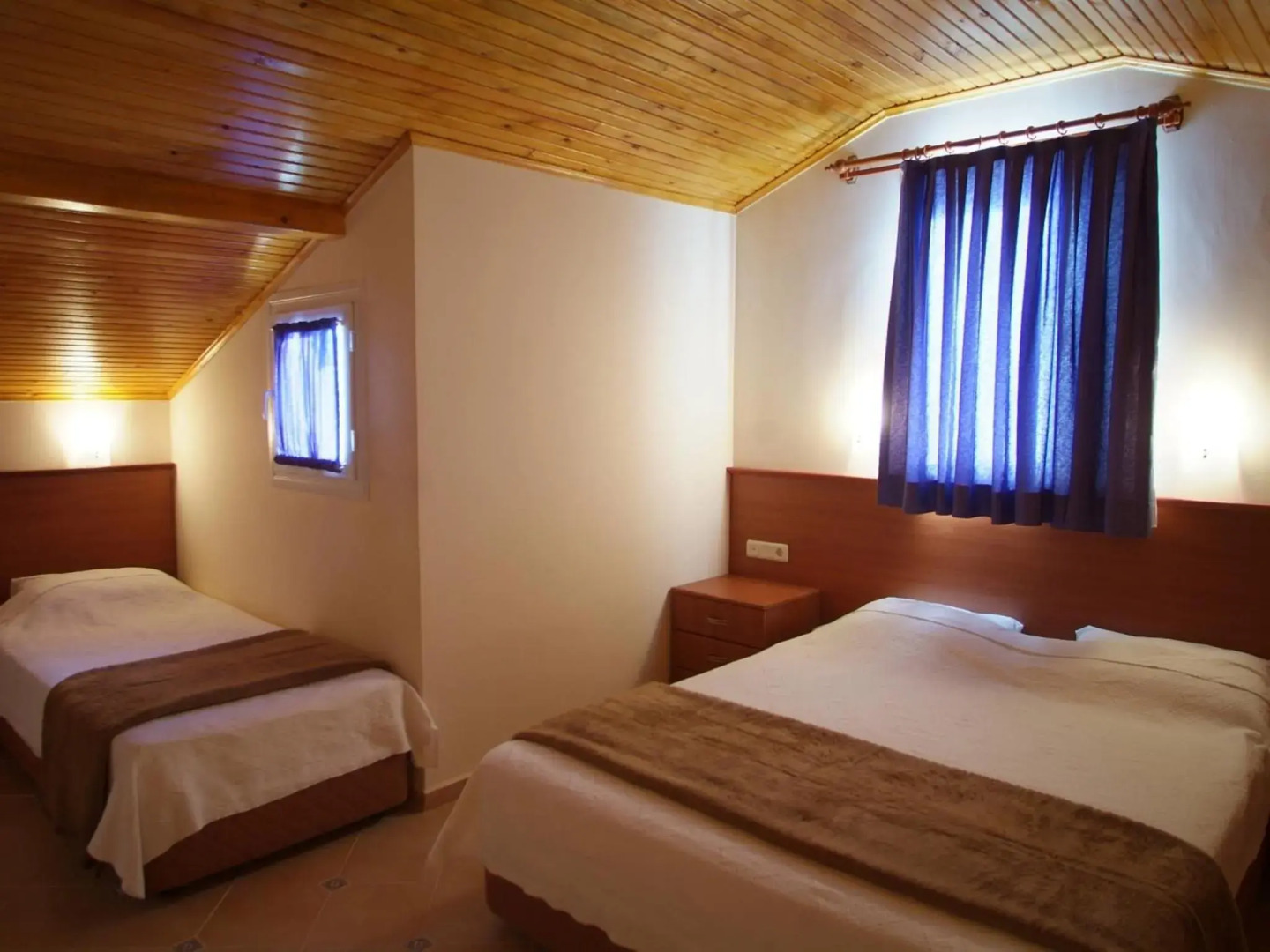 Sea Breeze Hotel & Apartments