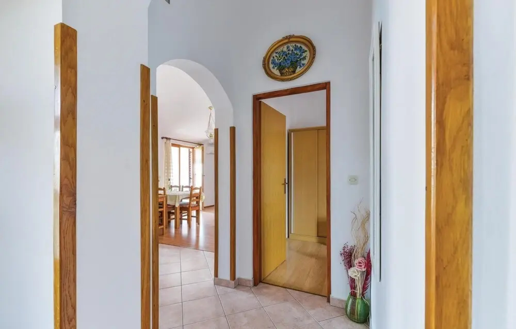 Nice Home in Kustici With Wifi and 2 Bedrooms