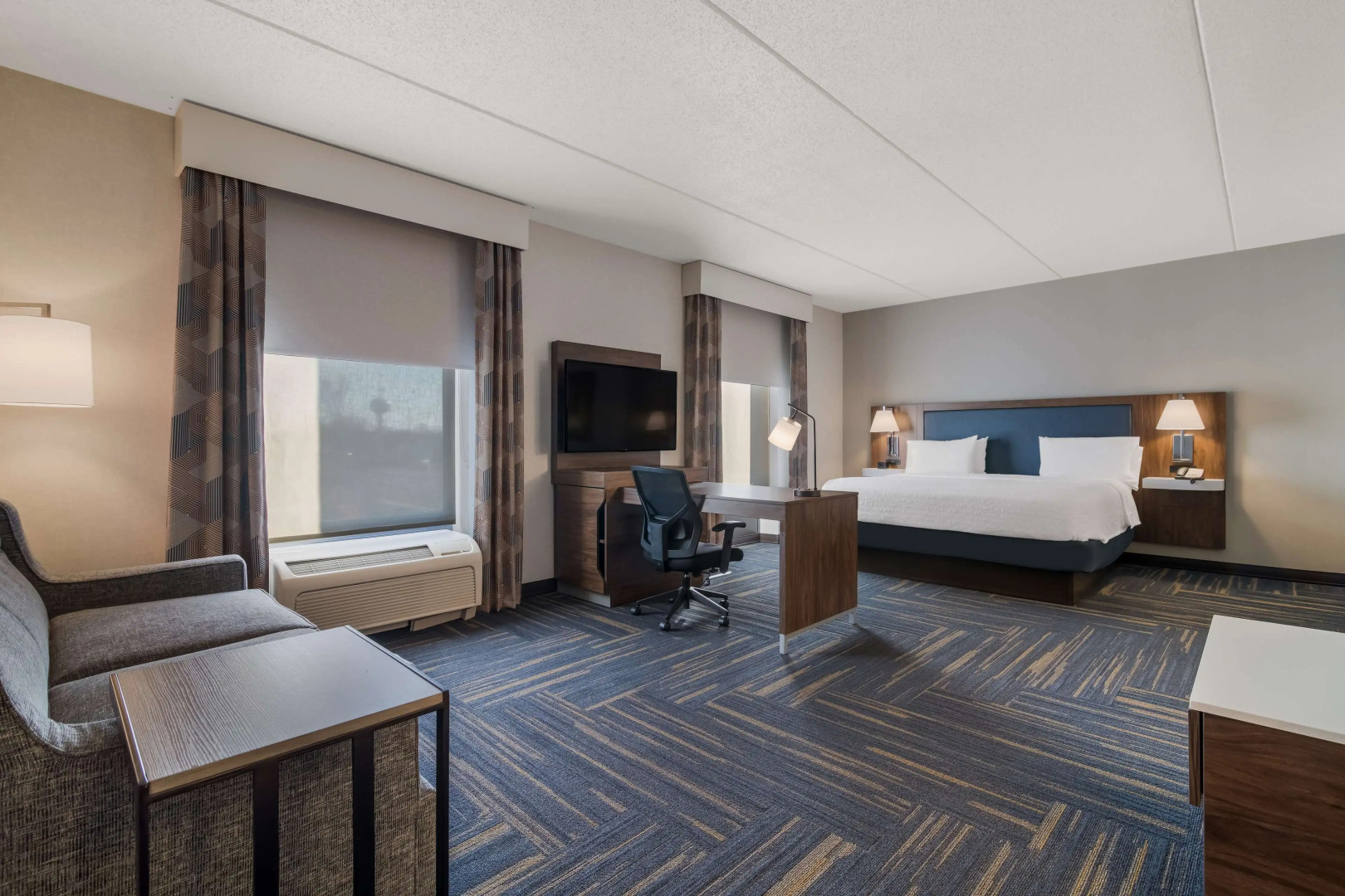 Hampton Inn & Suites Plattsburgh