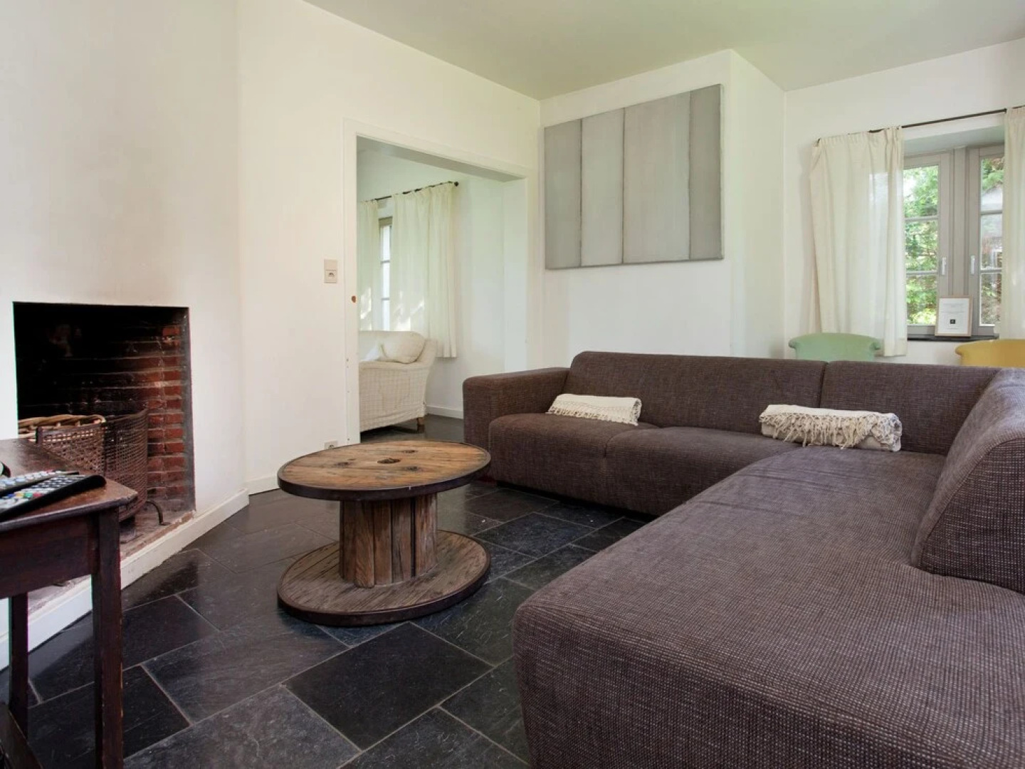 With Billiards, Table Tennis and Collection of Modern art in a Rural Setting