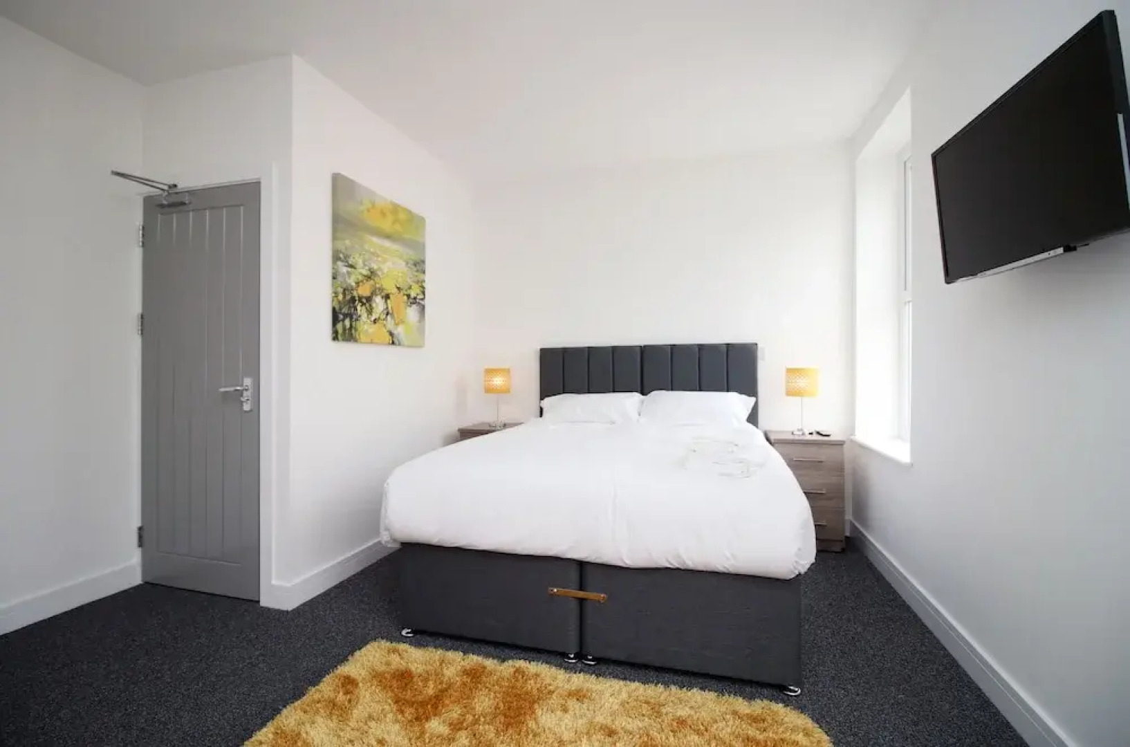 Stay Central - Heritage 24