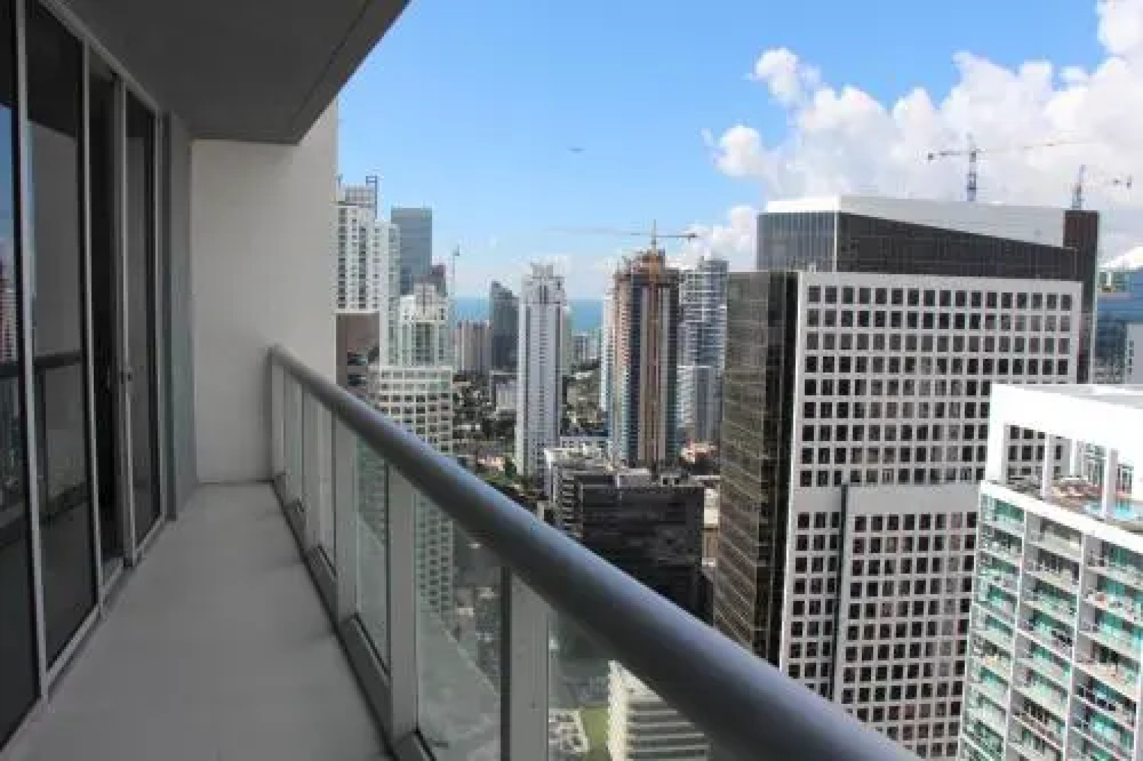 Luxury 45th Floor Suite at Icon