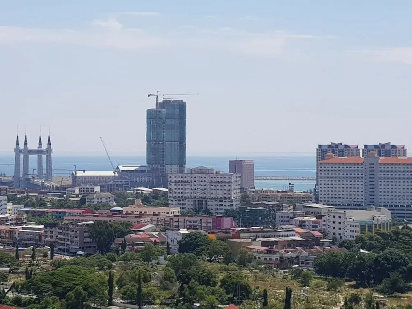 Executive Seaview at Icon Residence