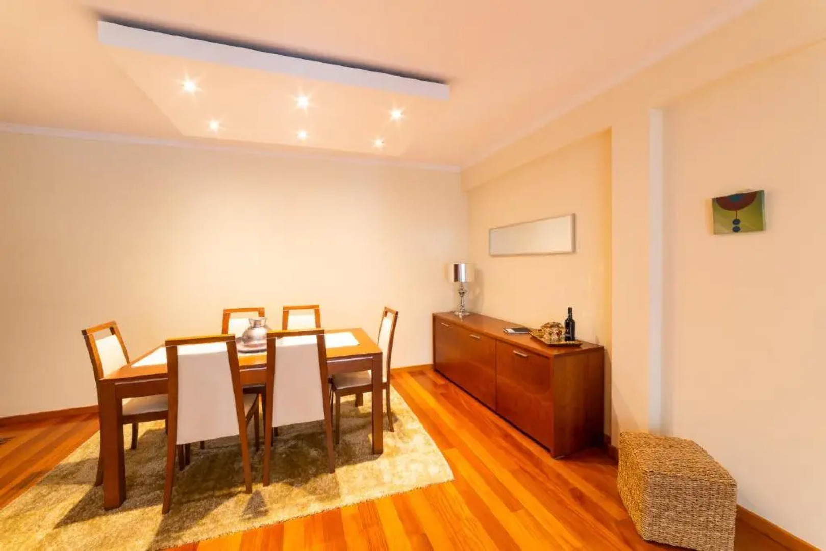 Cozy and Bright Apartment