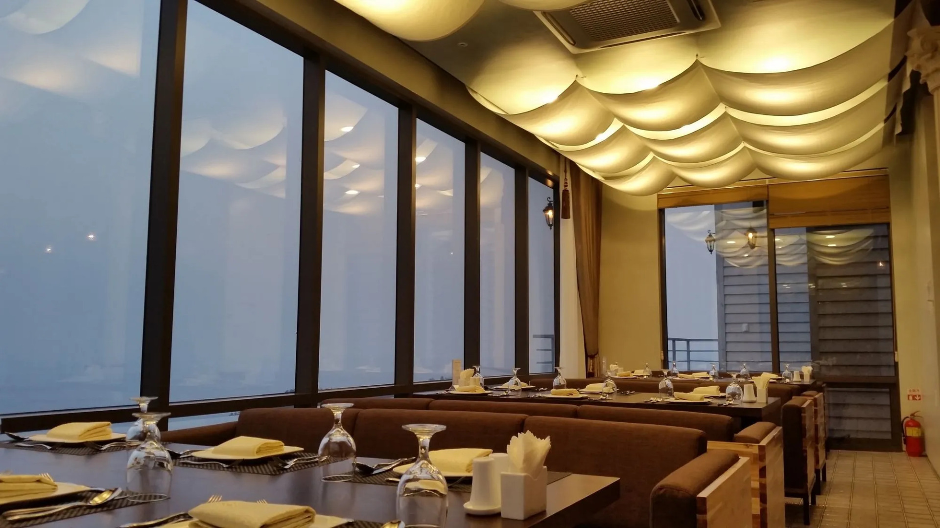 Hyunjin Tourist Hotel