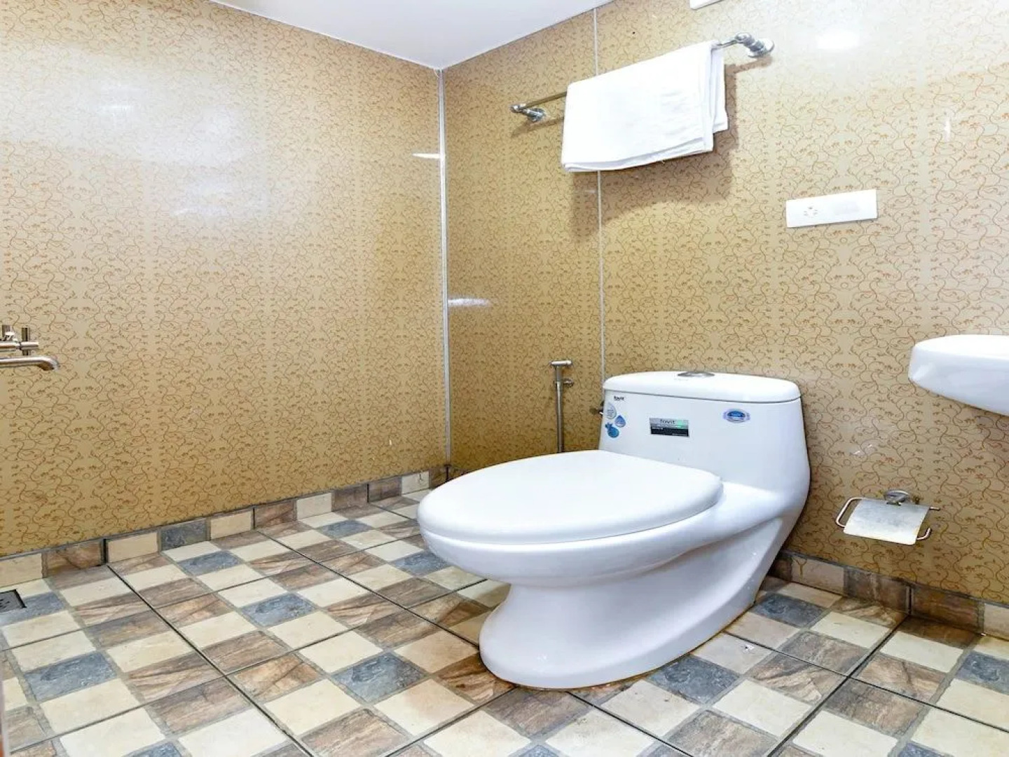 OYO 22272 Houseboat Anugraha 8 Bhk