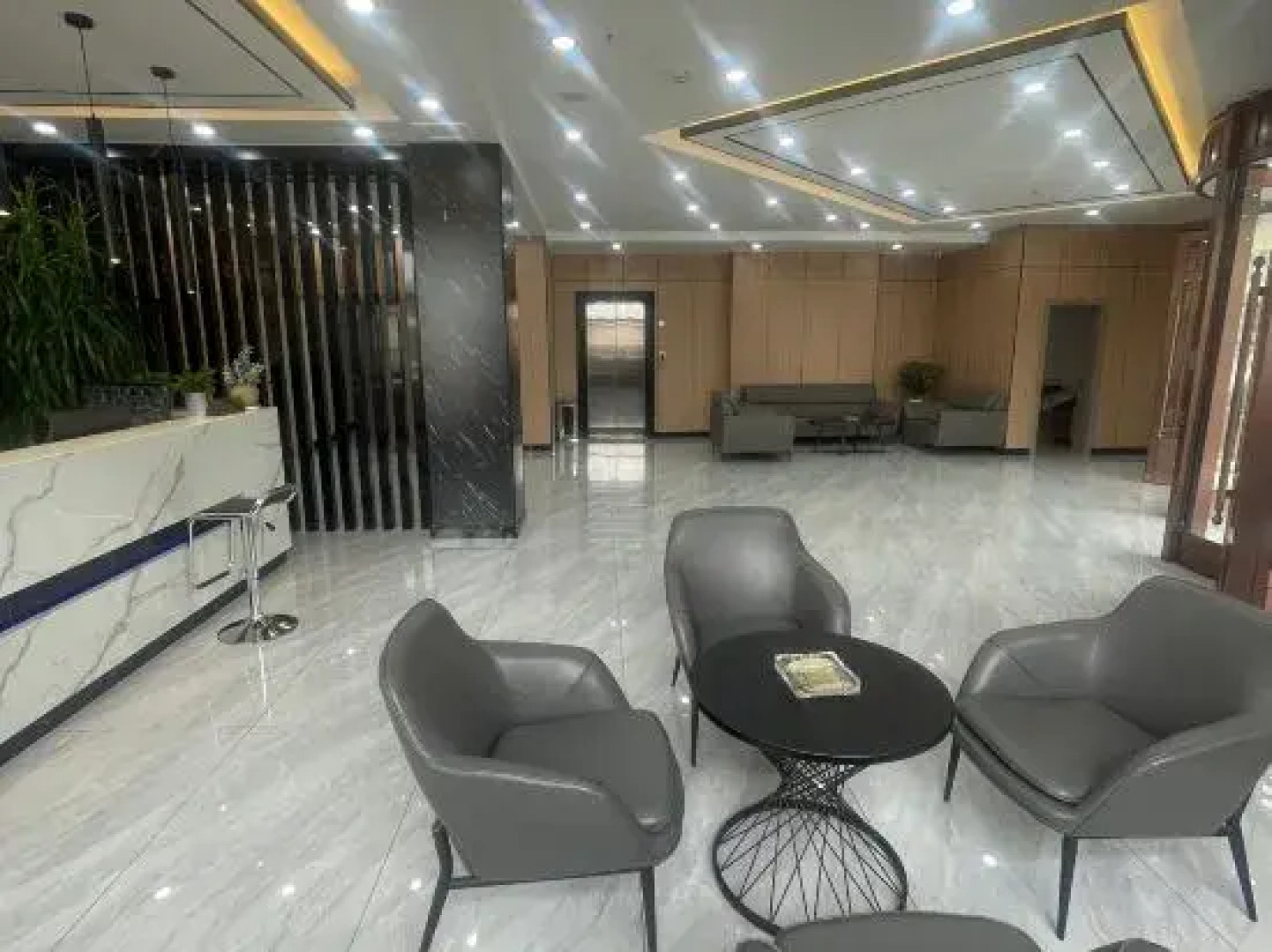 zhenglabqi xiyue hotel