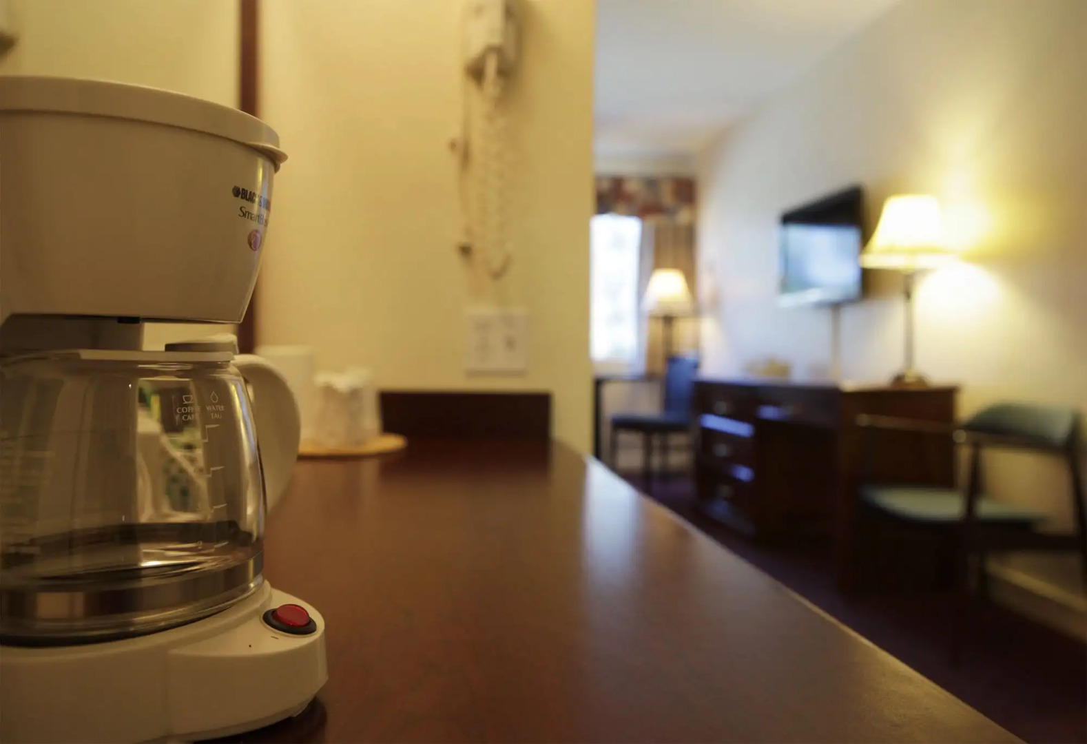 Scott's Inn and Suites