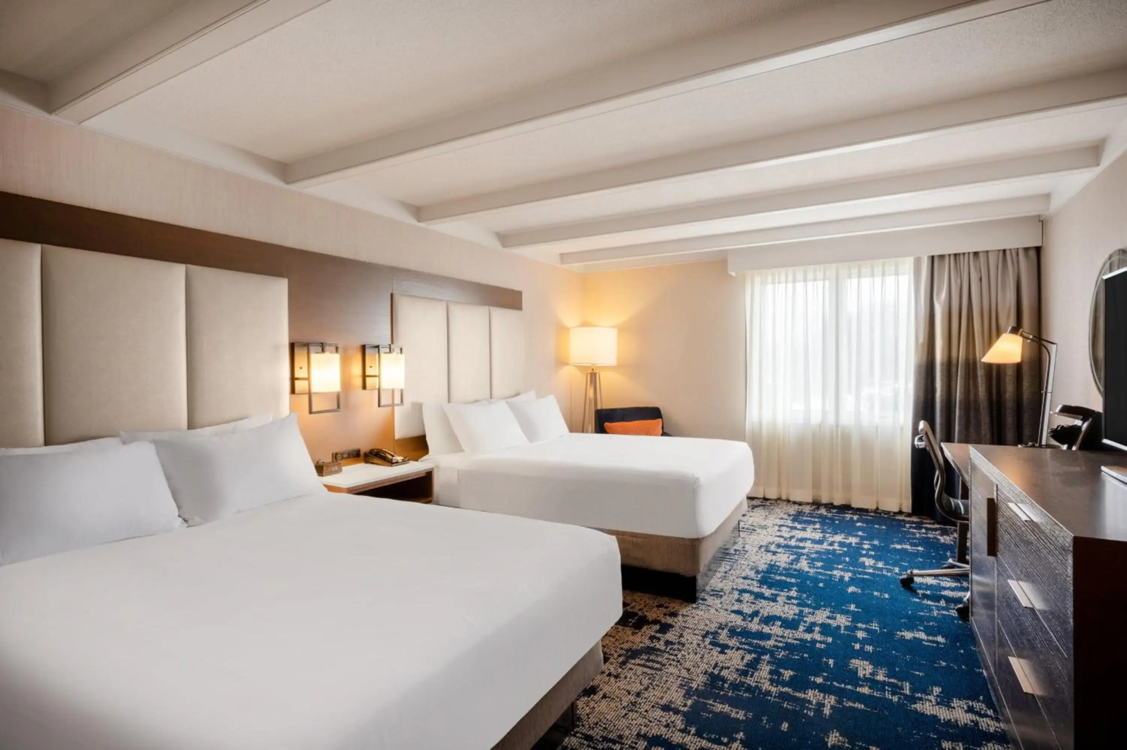 Crowne Plaza Albany - The Desmond Hotel by IHG