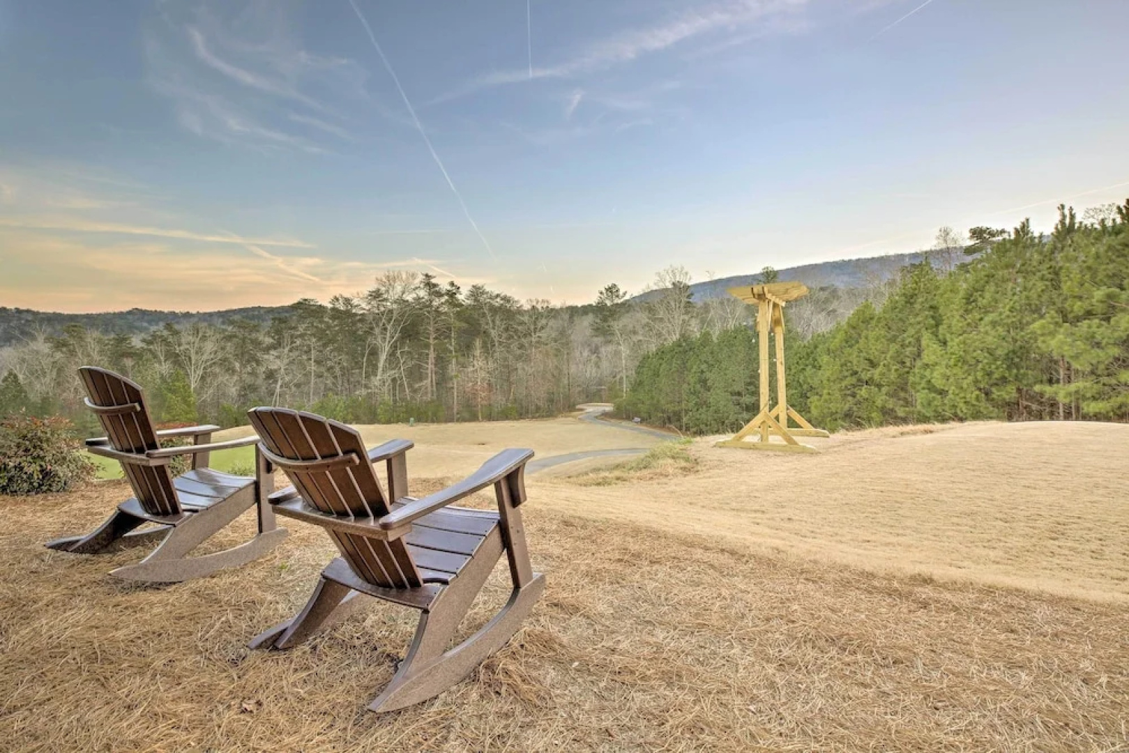 'indigo Cottage' w/ Deck on Lake Arrowhead!