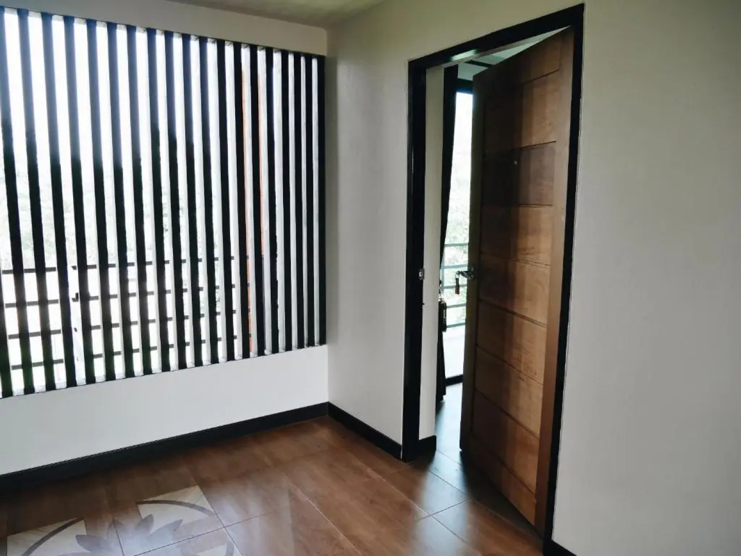 บ้านเพลิน