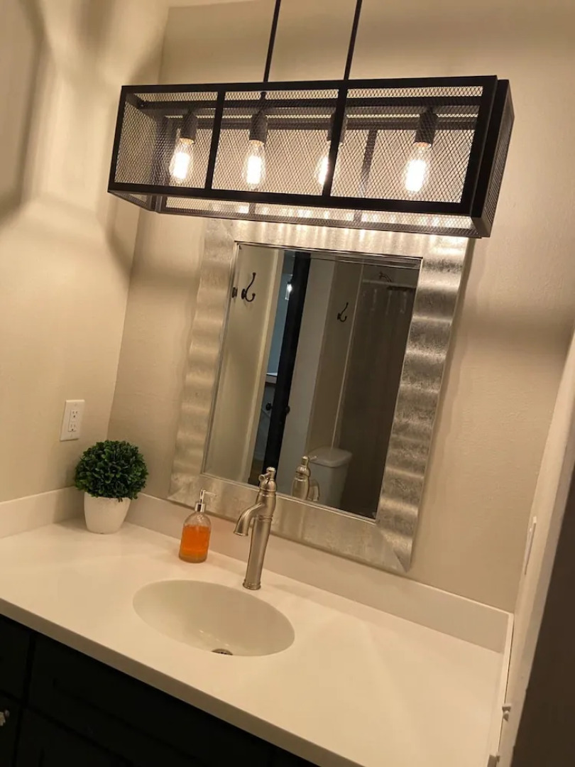 Frank Howard 111 Farmhouse