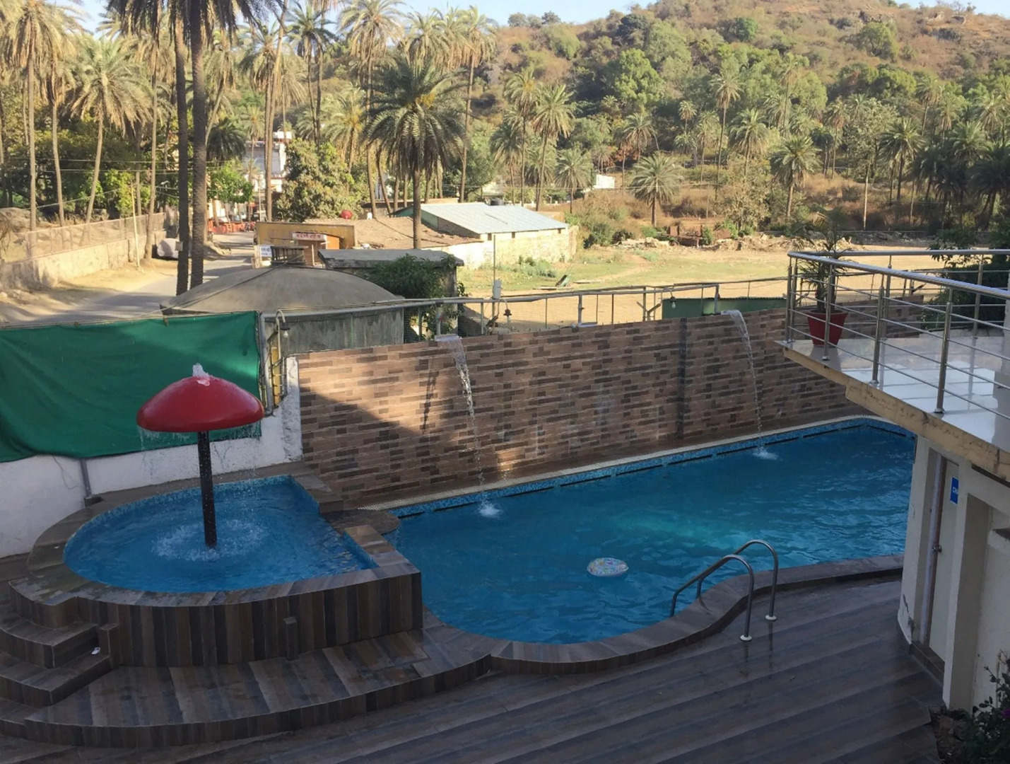 Hotel Sunset Inn Mount Abu with Swimming Pool