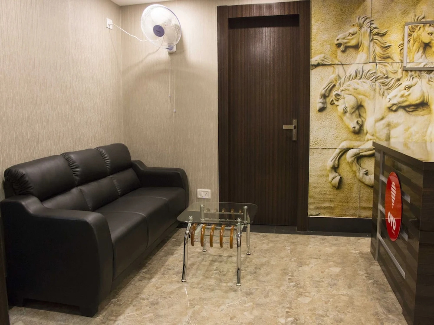 OYO Flagship 4989 The Welcomme Inn