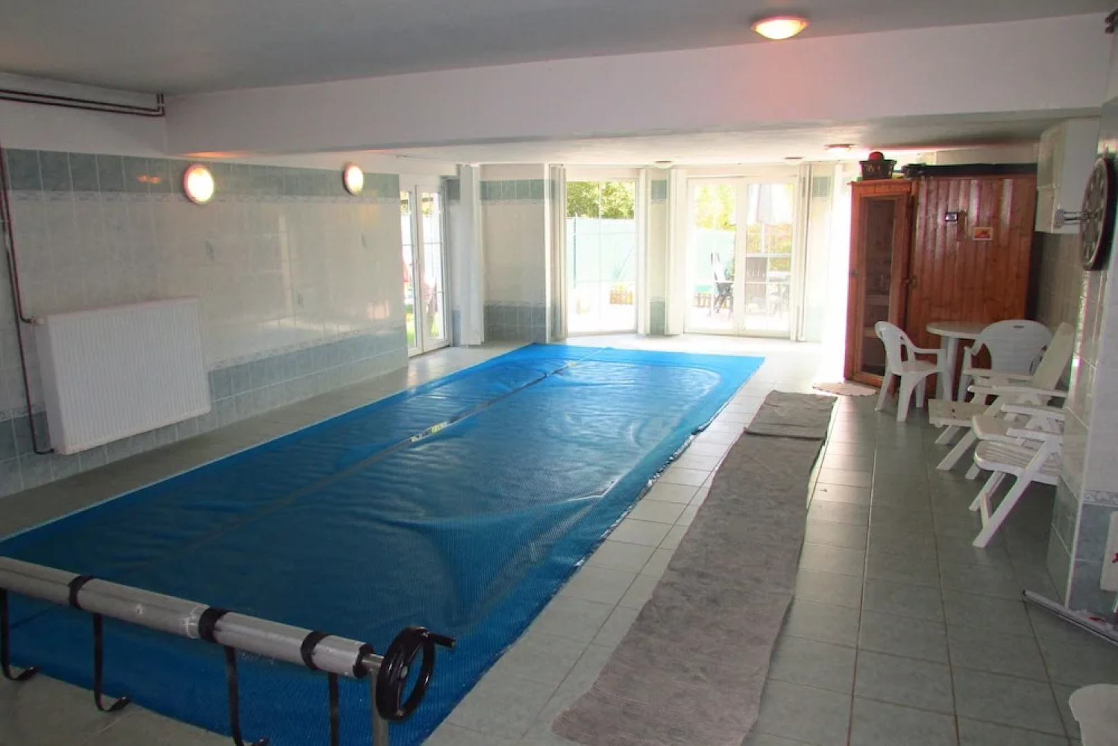 Villa with pool and sauna at Prague