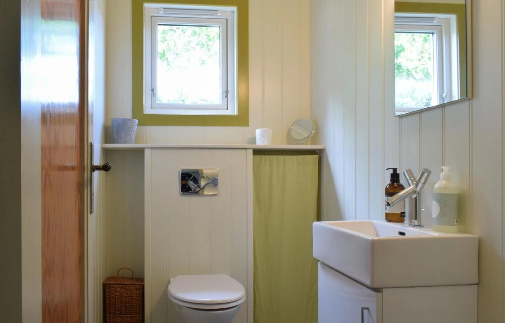 Nice Home in Farsund With Wifi and 3 Bedrooms