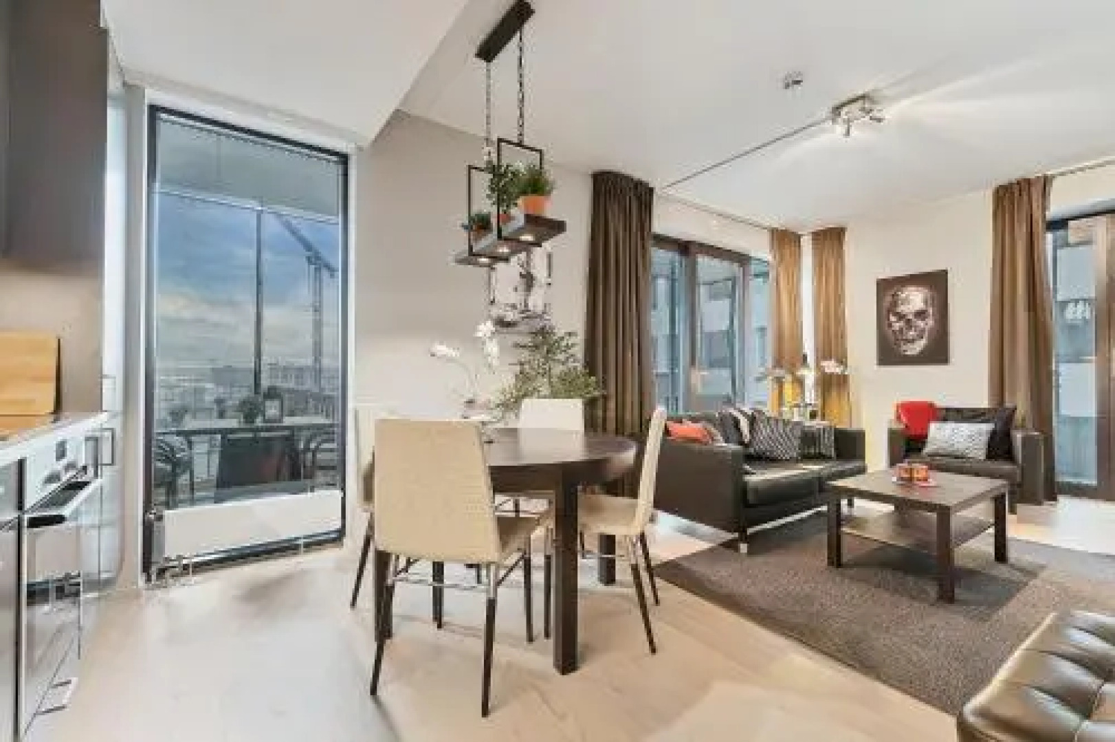 Wright Apartments - Barcode