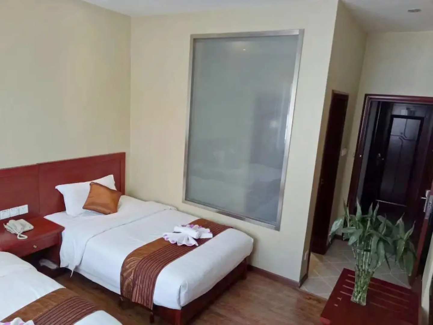 Super 8 Hotel Dunhuang Feng Qing Cheng