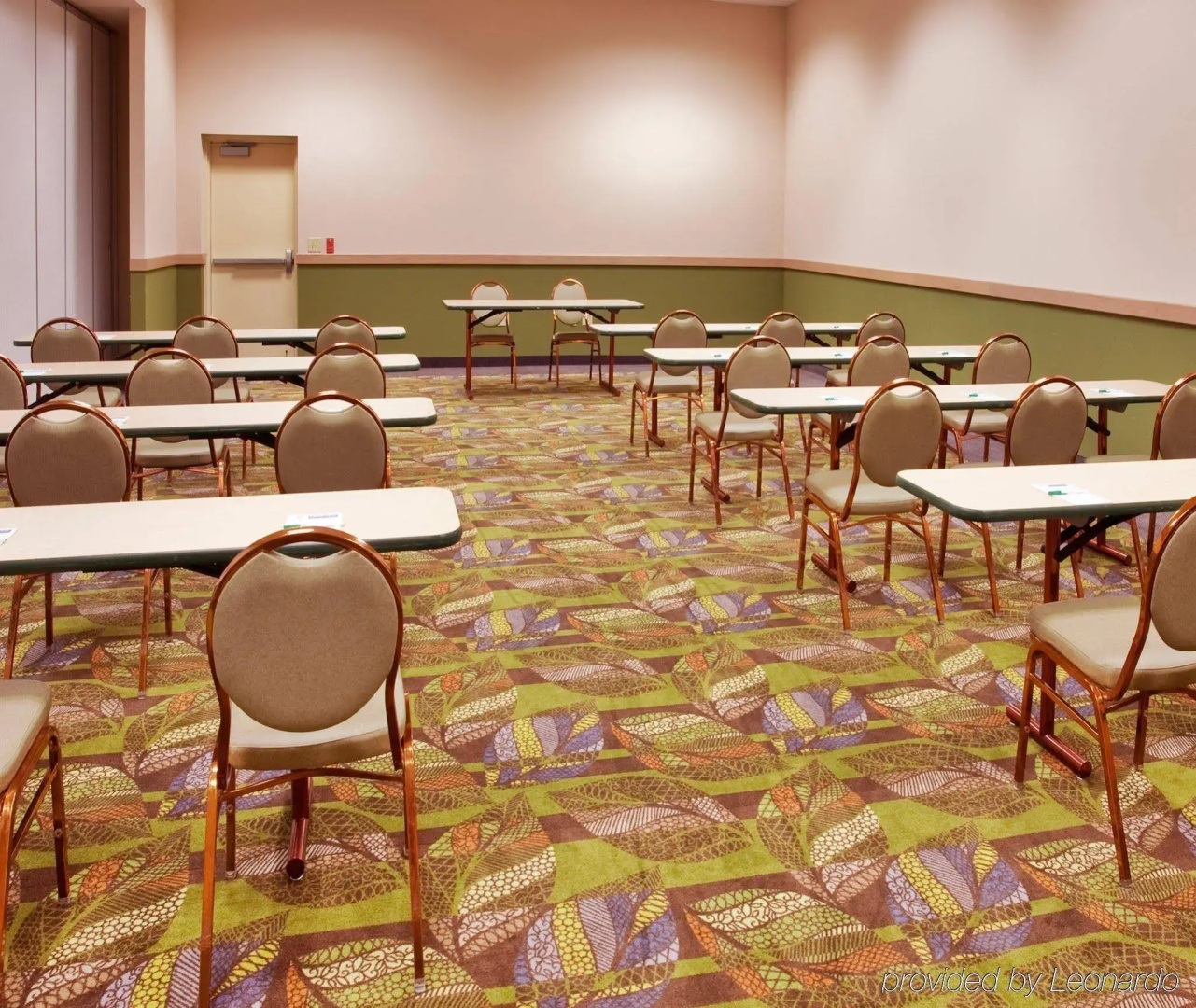 Holiday Inn Kansas City Airport by IHG