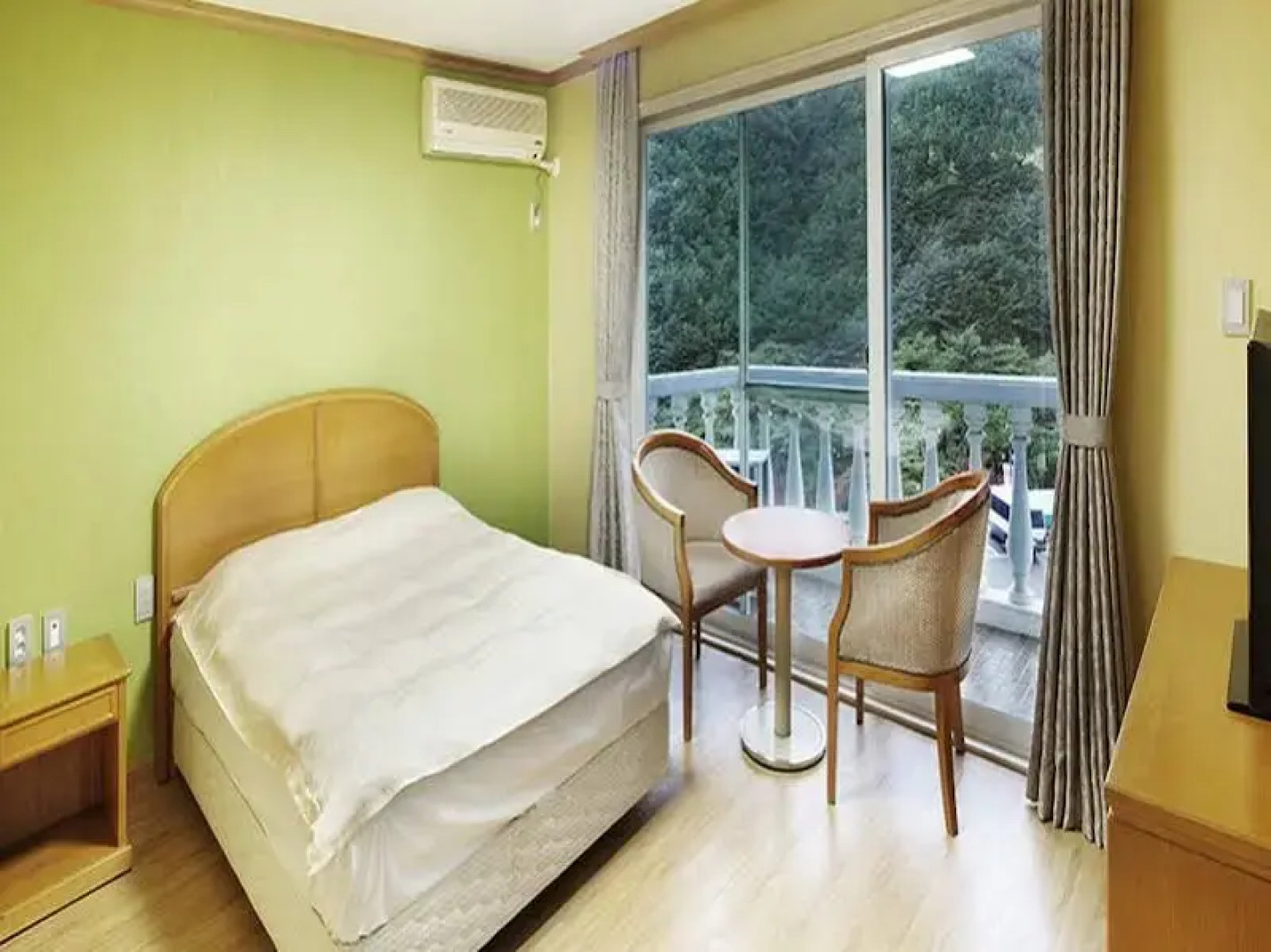 Hanwha Resort Jirisan