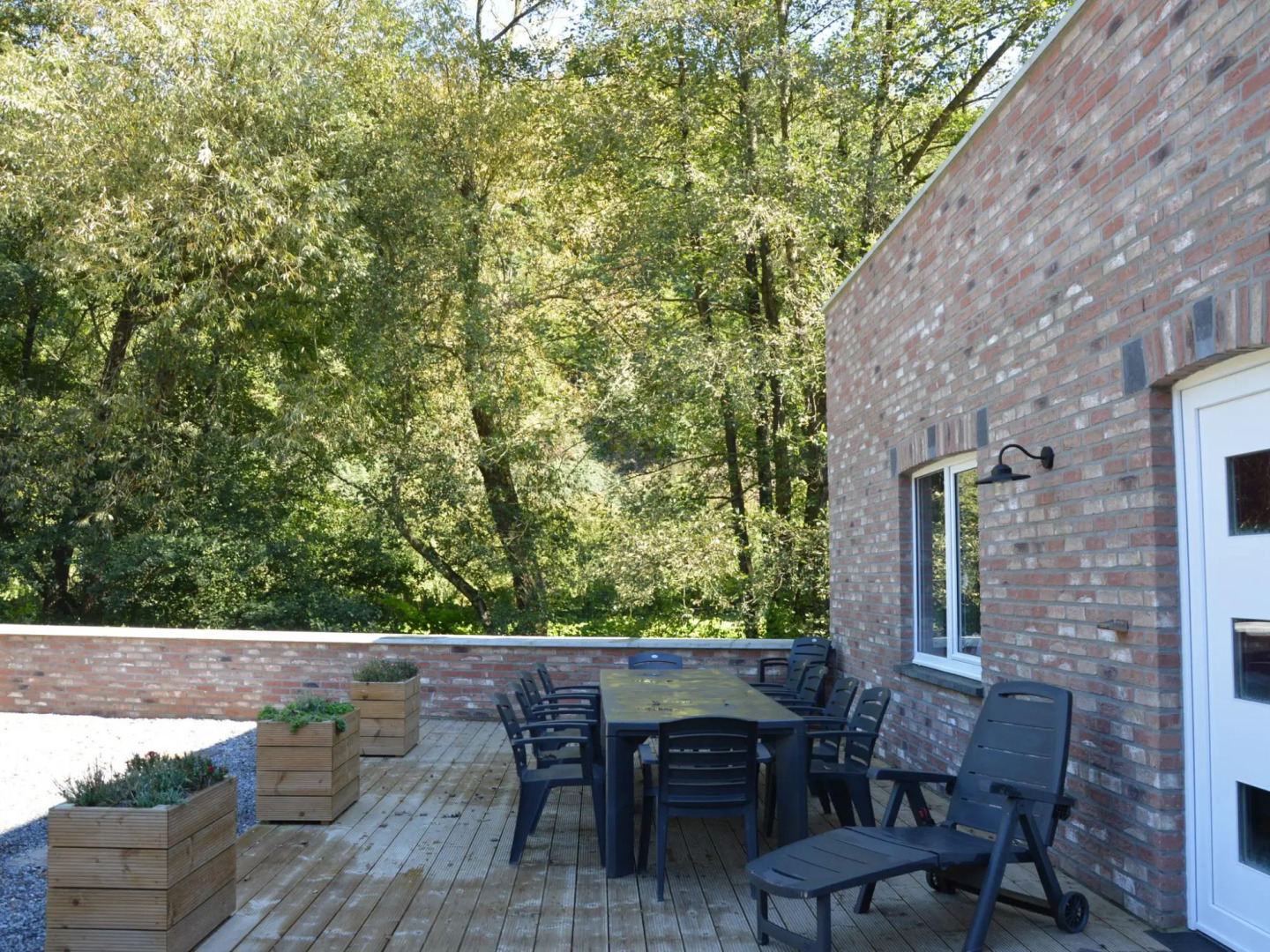 Cozy Holiday home in Theux with Pond