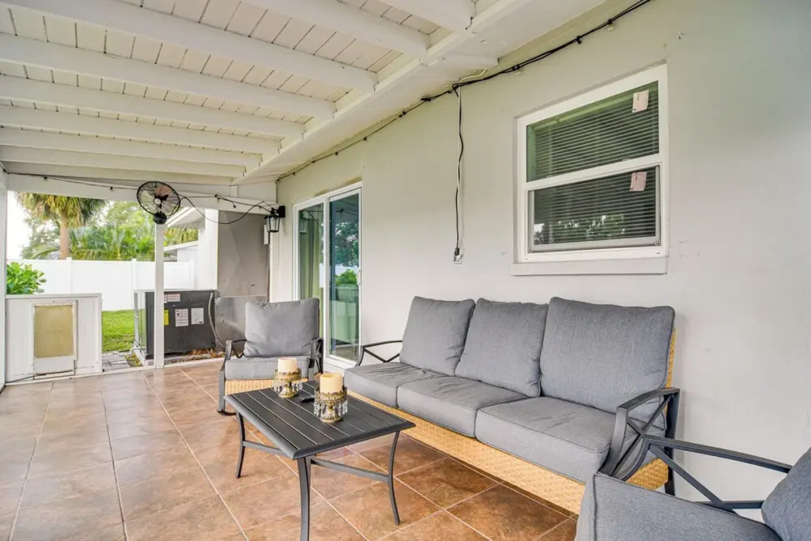 5 Mi to Beach: Tampa Retreat w/ Furnished Lanai!