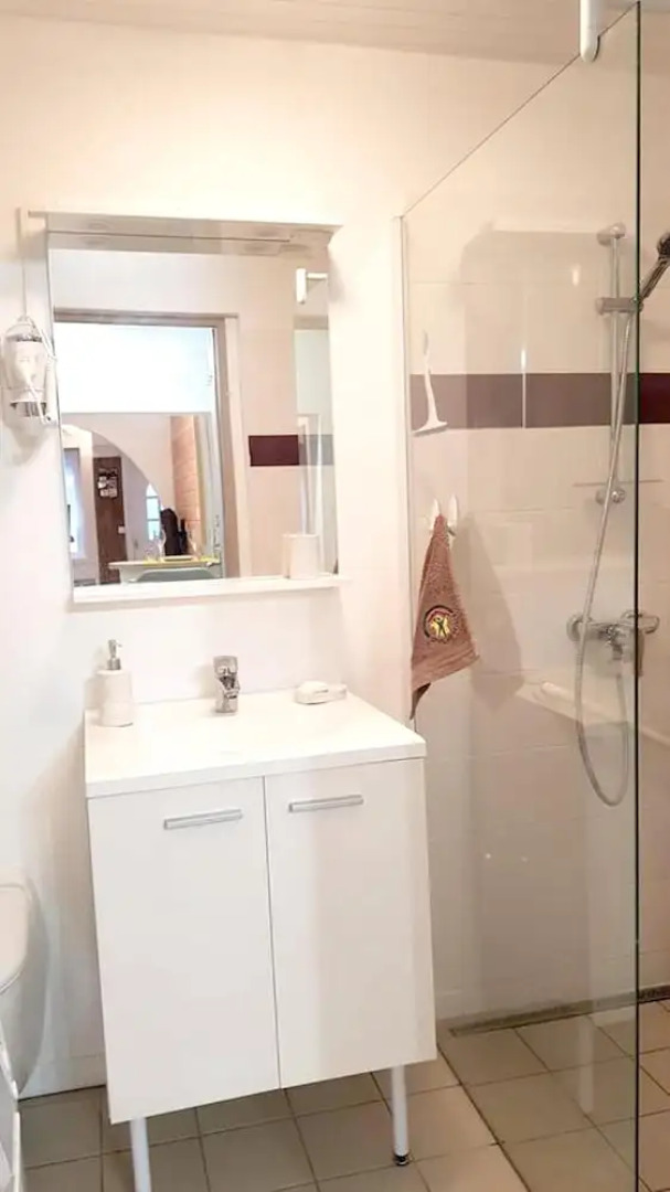 House With one Bedroom in Saint-amand-les-eaux, With Wonderful City View and Wifi