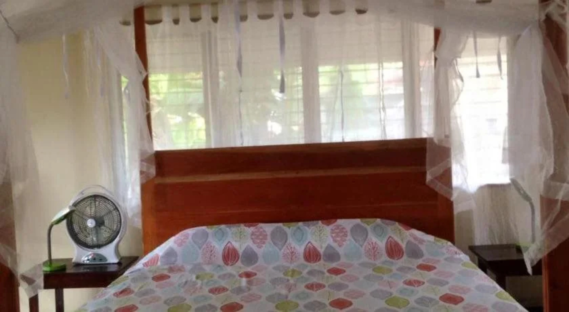 Liwayway Sa Bohol-Pamilacan Bed & Breakfast