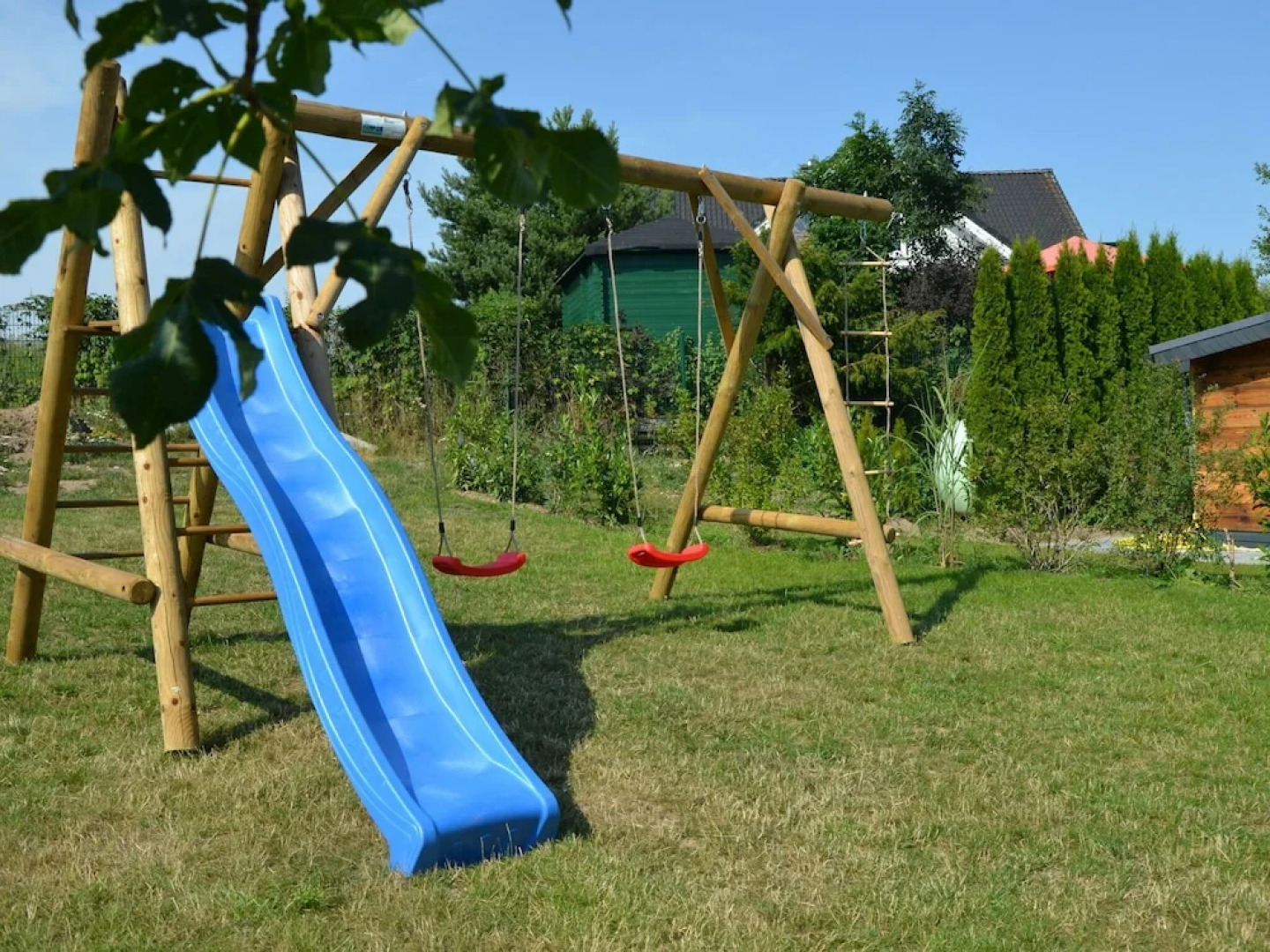 Exclusive Holiday Home in the Sauerland With Sleeping Barrel, Balcony, Garden & Terrace