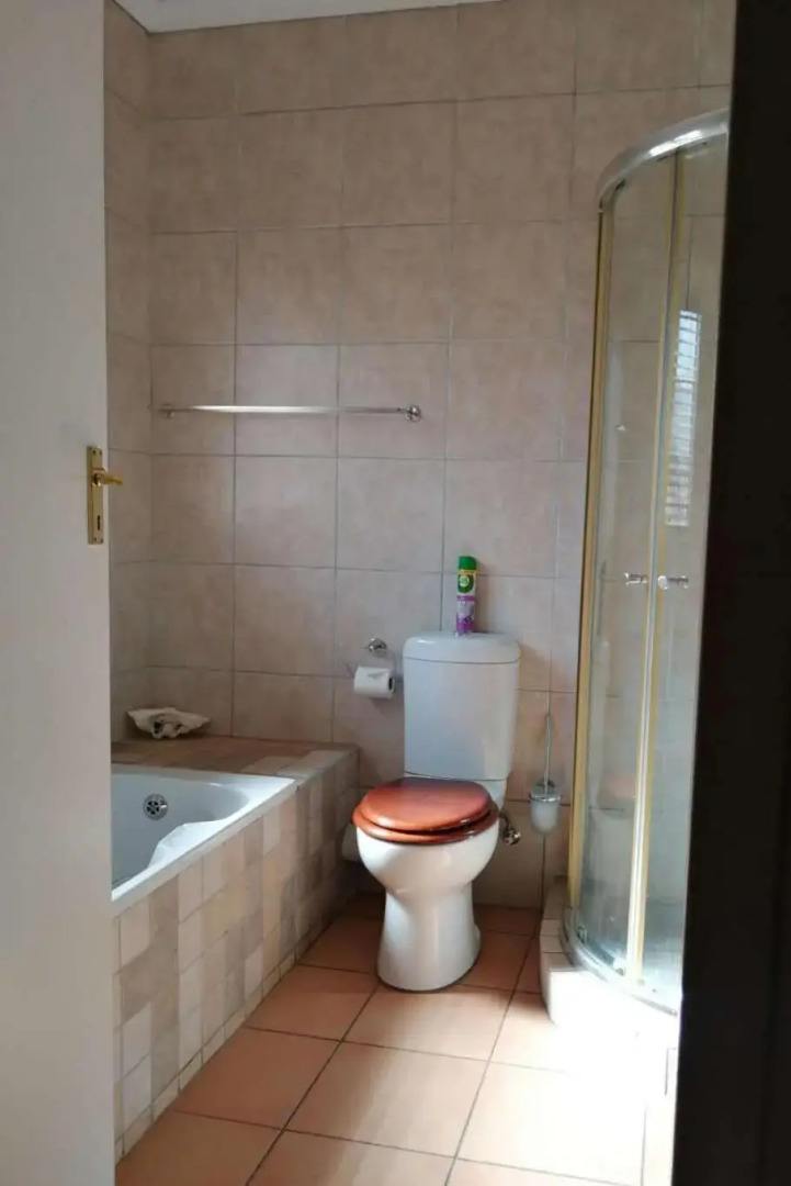 Feather Tree Bed And Breakfast