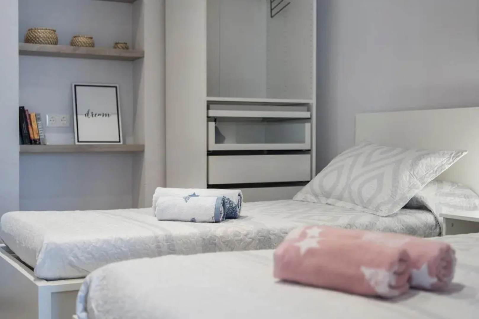 Lovely and bright apartment in the heart of Banyoles