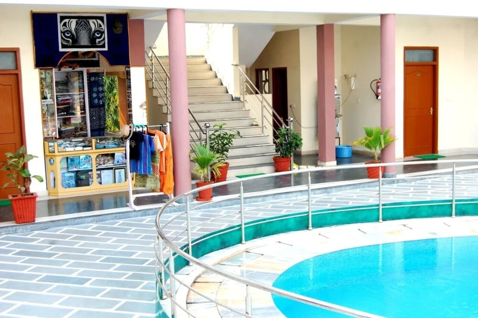 Hotel Sanctuary Resort