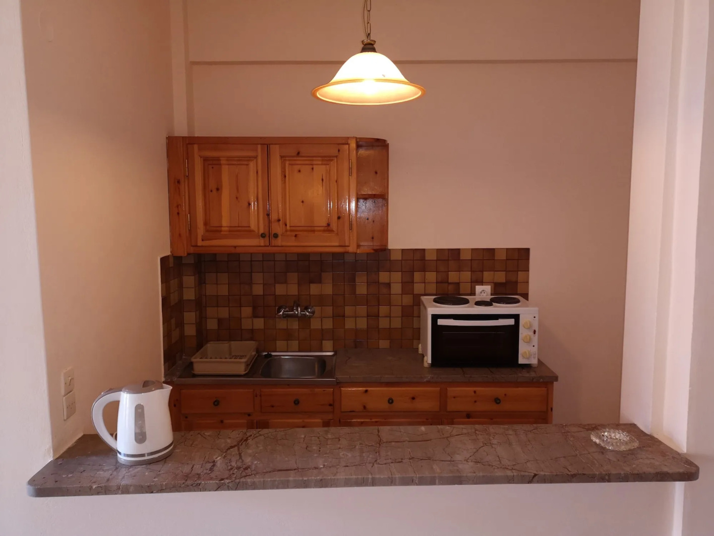 Elli Marina Studios and Apartments