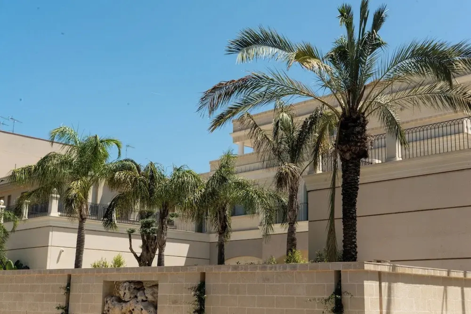 BONA NOVA – Puglia Living