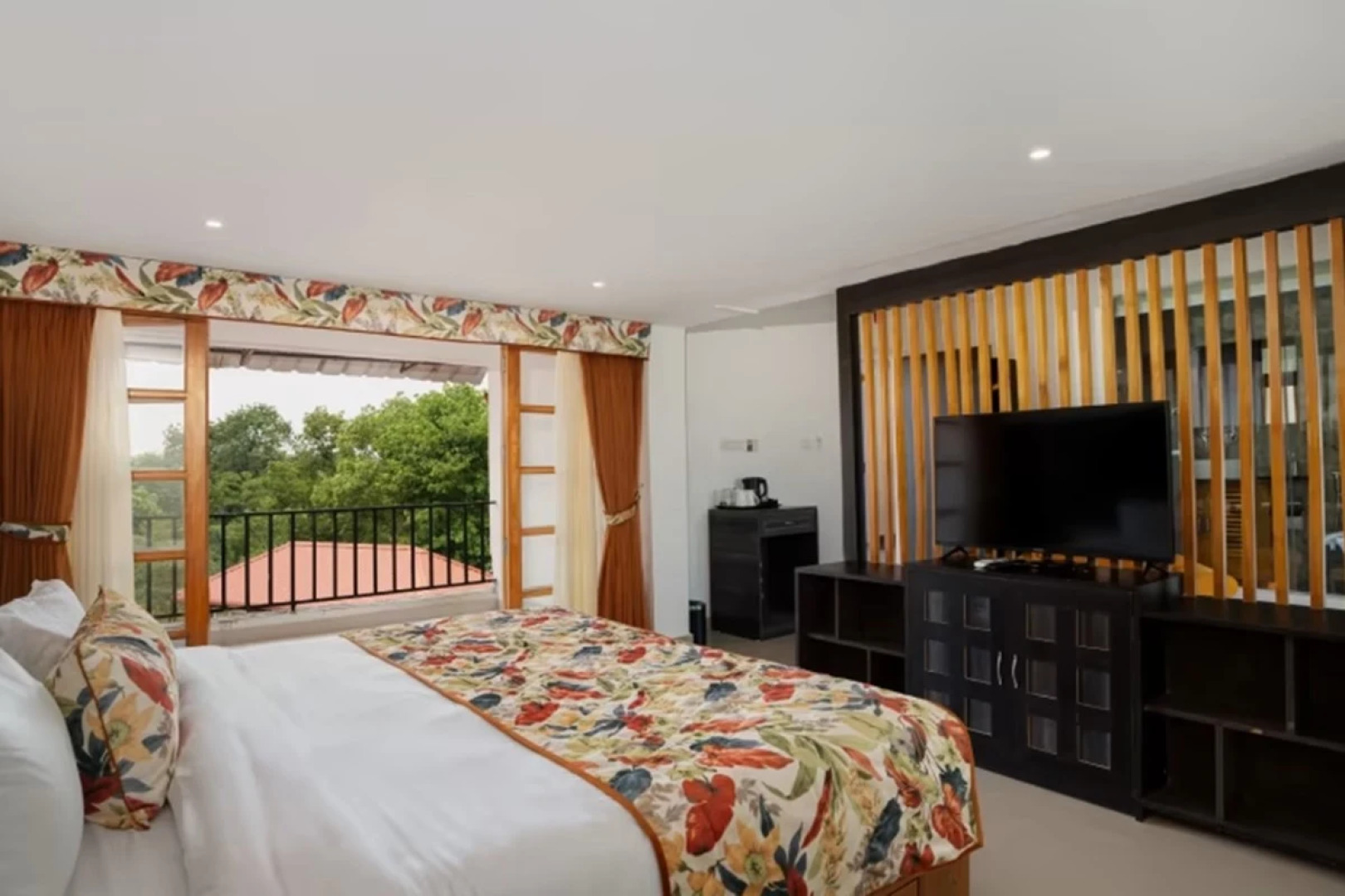 Summit Green Village Resort and spa