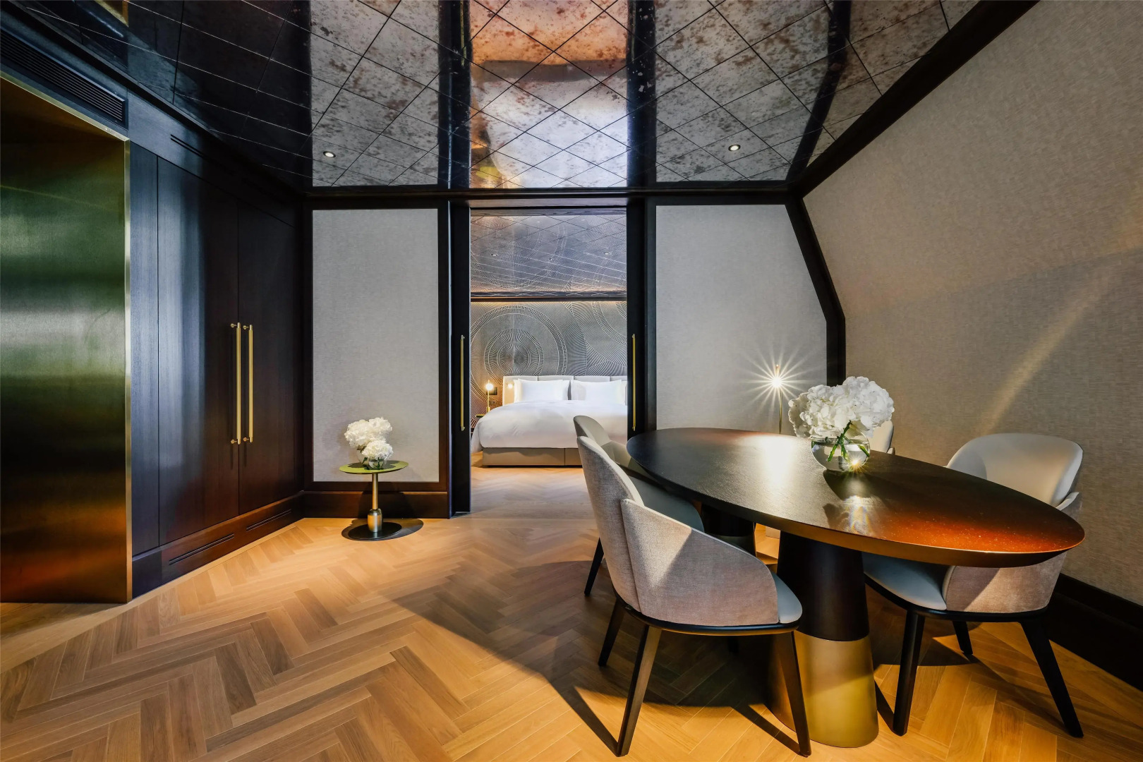 Almanac Palais Vienna