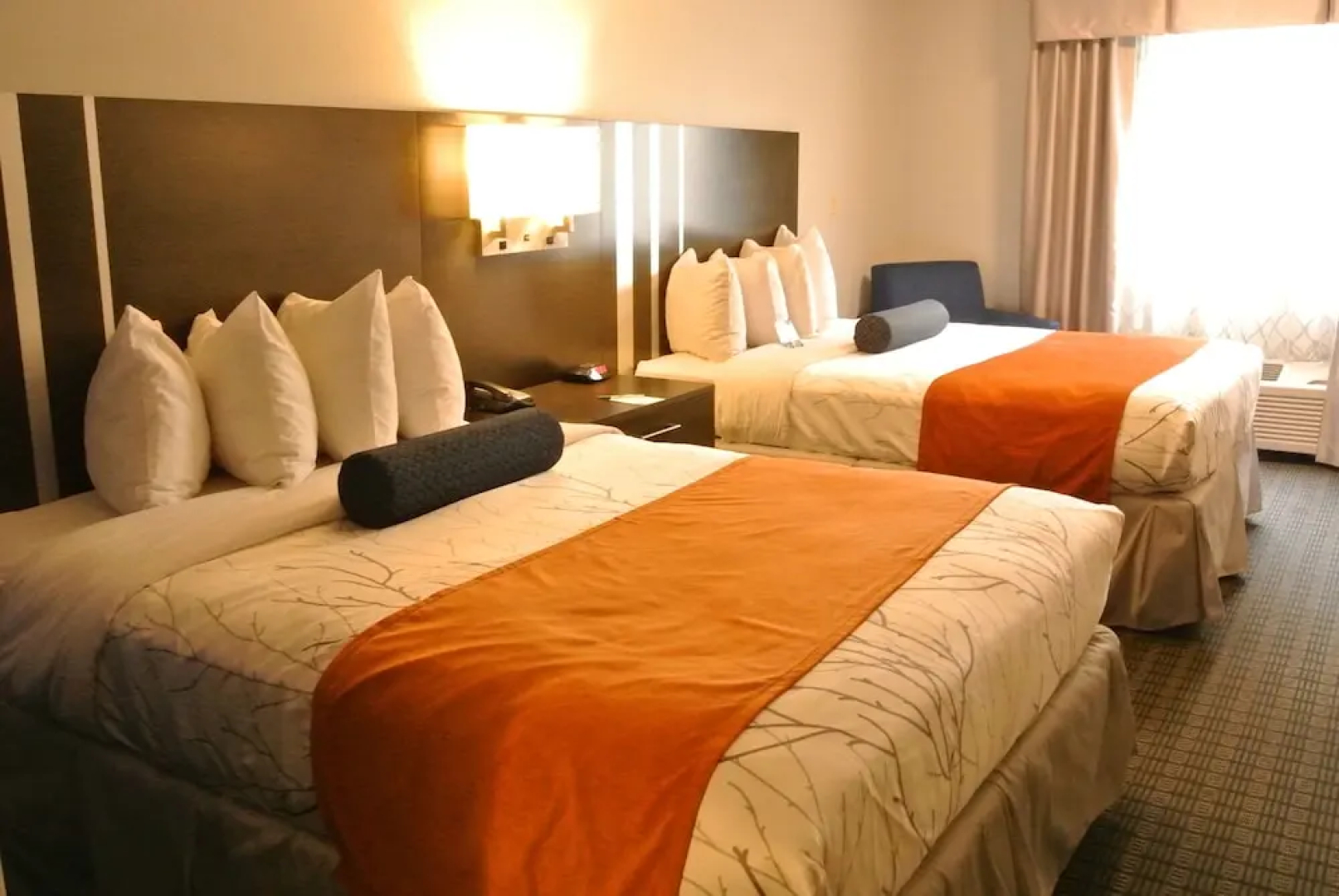 GuestHouse Inn & Suites Lexington