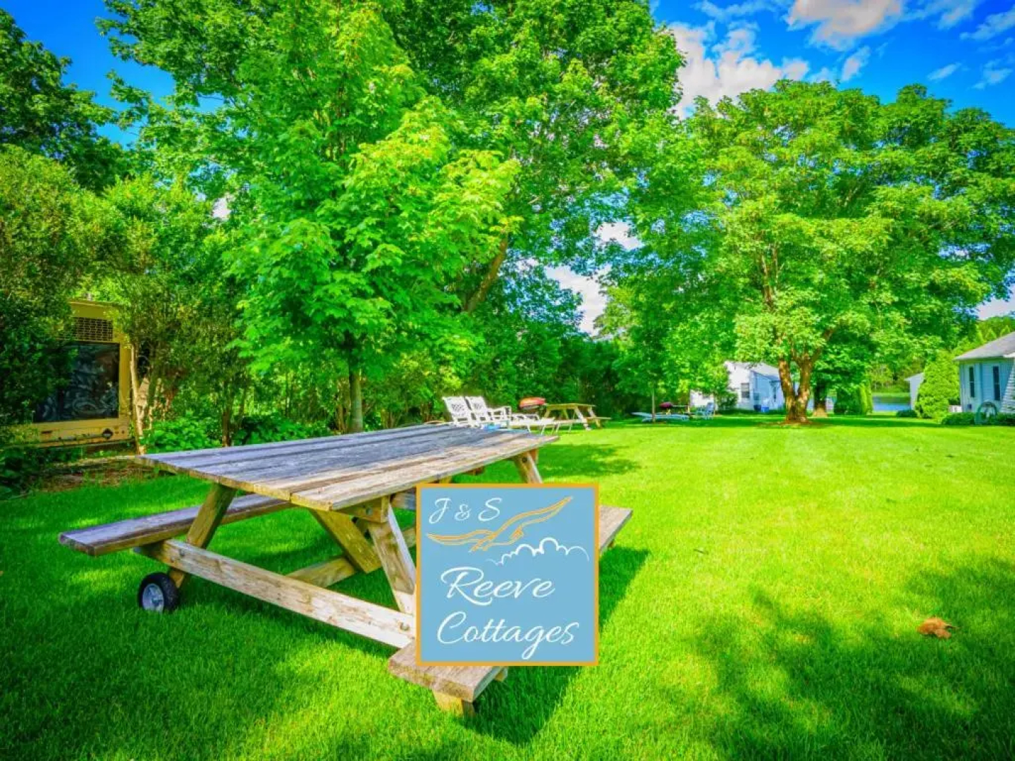 Premier Waterfront Cottage 2