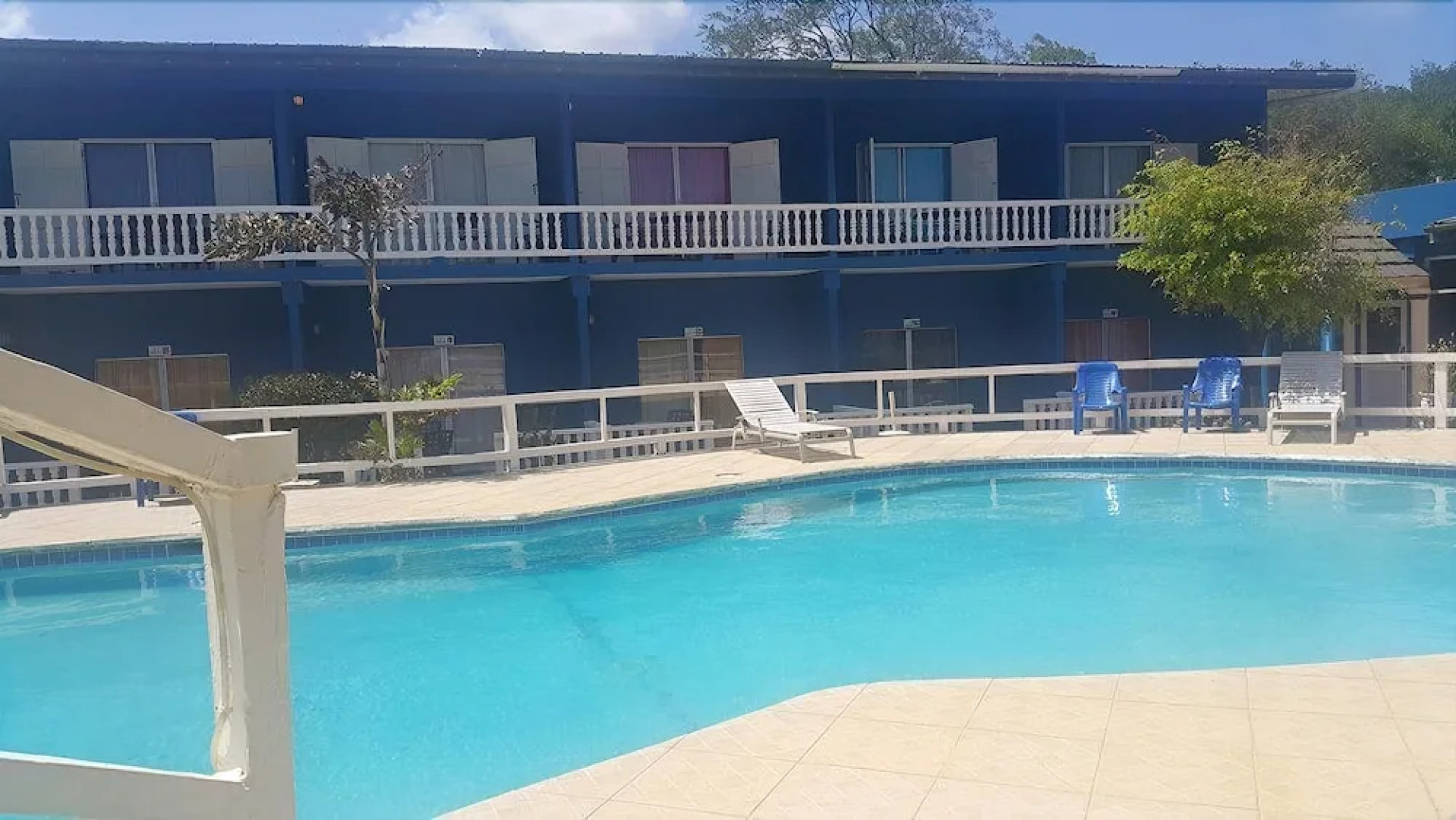 D'Coconut Holiday Beach Resort