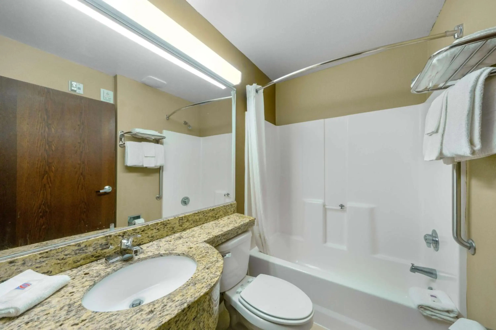 Microtel Inn & Suites by Wyndham Breaux Bridge