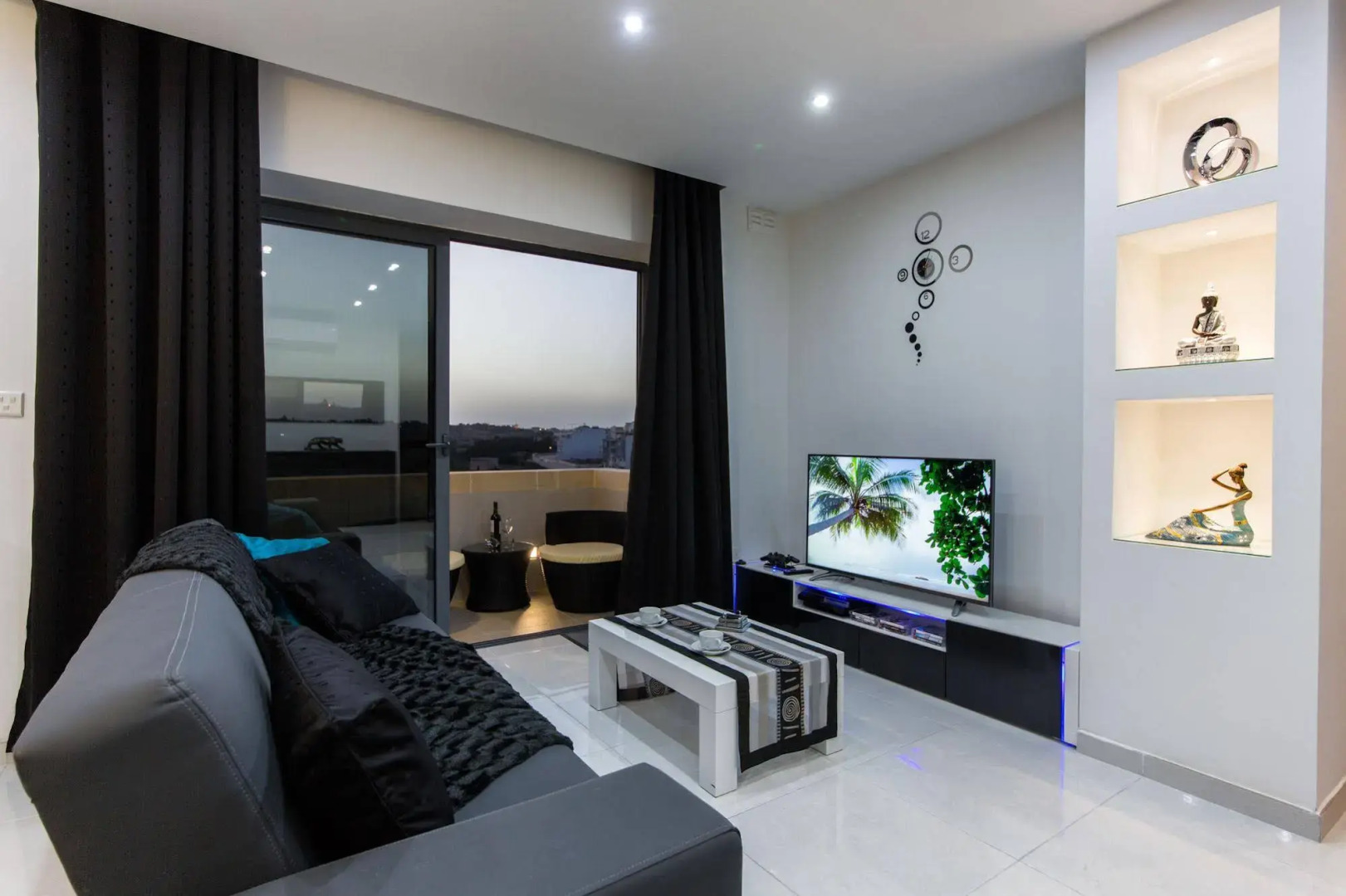 Country view luxury apartment