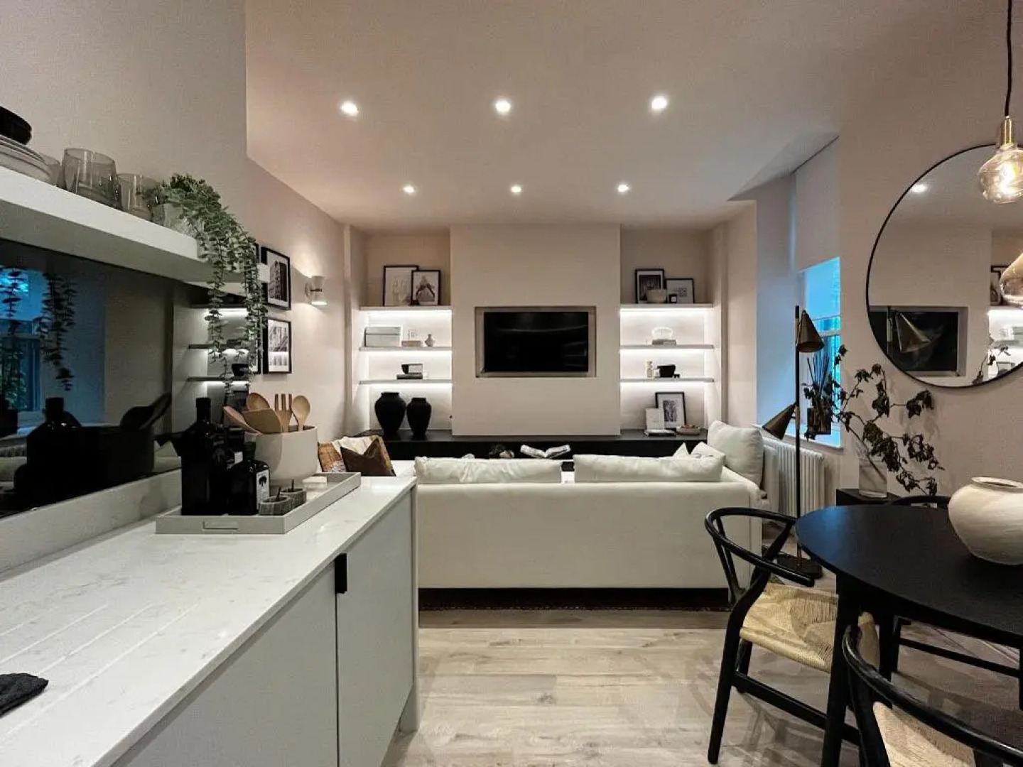 Luxury 2 Bedroom Flat in Central Todmorden