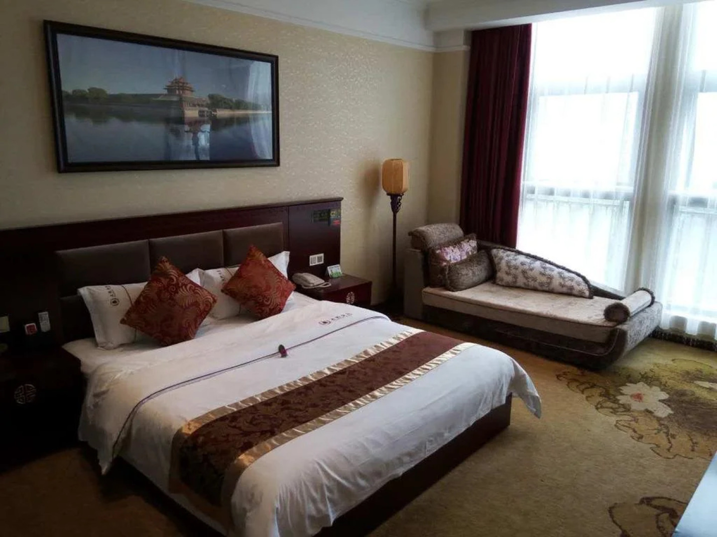 Langzhong Ancient Taste Hotel