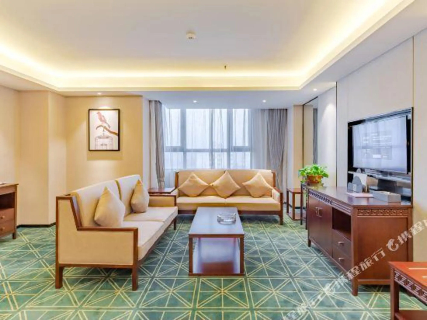 Huayuan International Hotel